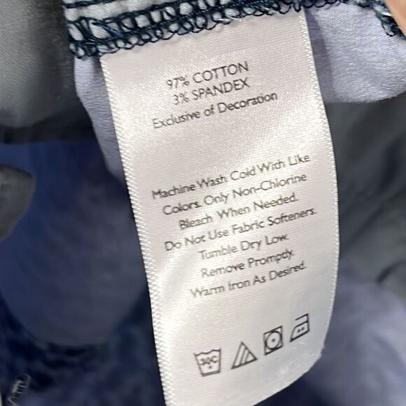 Eddie Bauer Shorts Size 4 - Picture 7 of 7